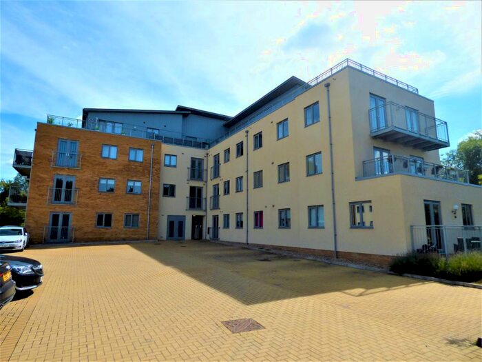 1 Bedroom Flat To Rent In Ramsden Court, Golden Jubilee Way, Wickford, SS12