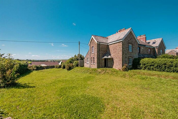 3 Bedroom End Of Terrace House For Sale In Duloe, PL14