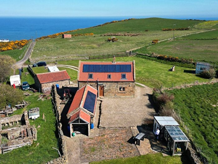 3 Bedroom Barn Conversion For Sale In Smithy Barn, Hawsker, YO22