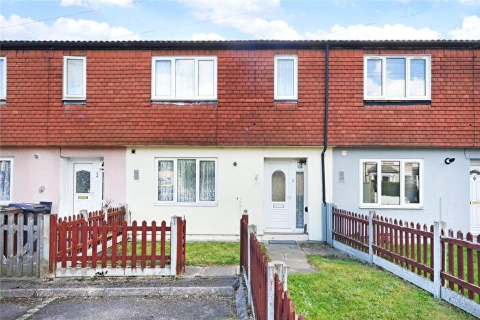 3 Bedroom Terraced House To Rent In Chelmsford Road, London, E17