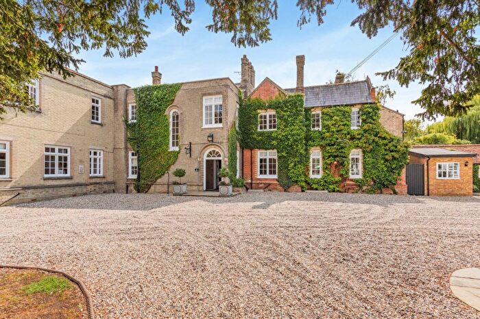 7 Bedroom Detached House For Sale In High Cross Lane, Little Canfield, Dunmow, Essex, CM6