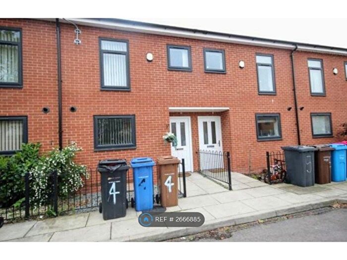 3 Bedroom Terraced House To Rent In Brightsmith Way, Swinton, Manchester, M27