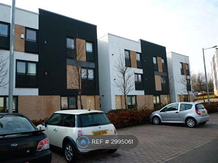 2 Bedroom Flat To Rent In Firpark Close, Glasgow, G31