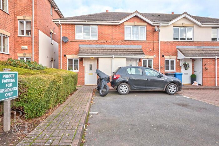 2 Bedroom End Of Terrace House For Sale In Cygnet Drive, Tamworth, B79