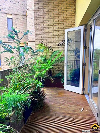 2 Bedroom Flat To Rent In Winch House, London, SE17