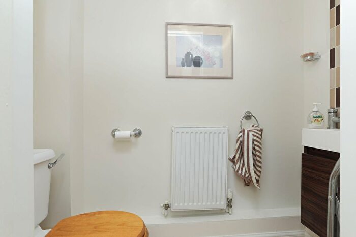 3 Bedroom Terraced House For Sale In Belvedere Road, Faversham, ME13