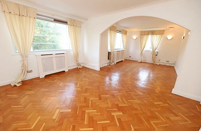 2 Bedroom Flat To Rent In Lyttelton Road, London, N2