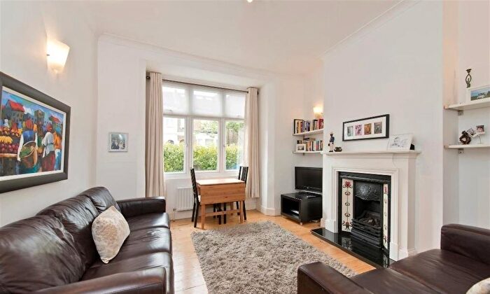 2 Bedroom Property To Rent In Pellatt Road, London, SE22