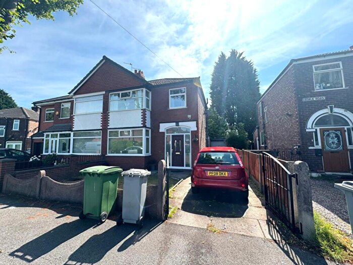 3 Bedroom Semi-Detached House To Rent In Edale Road, Stretford, M32