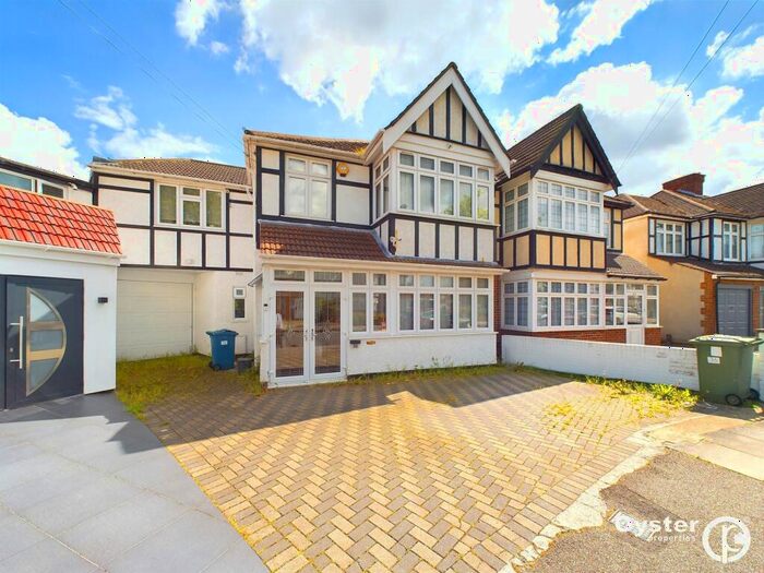 4 Bedroom Semi-Detached House To Rent In Hunters Grove, Harrow, HA3