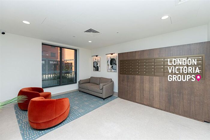 2 Bedroom Flat To Rent In Penny House, Calthorpe Street, London, WC1X