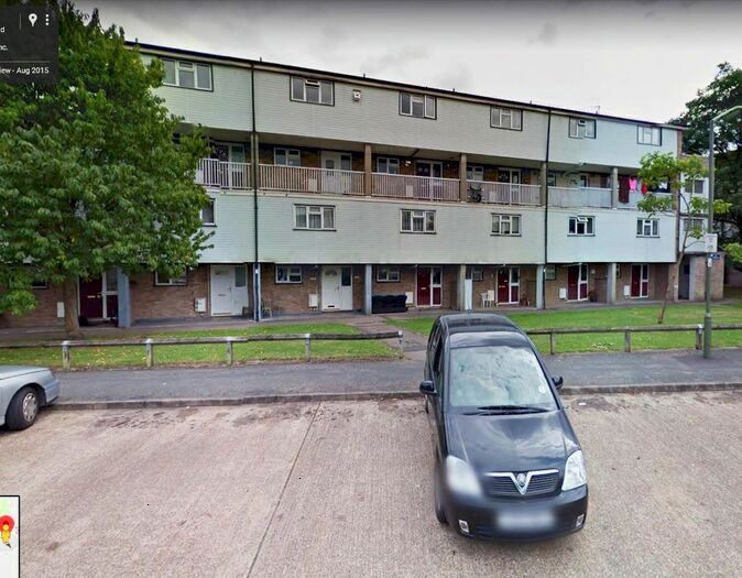 2 Bedroom Flat To Rent In Sythwood Road, Woking, GU21