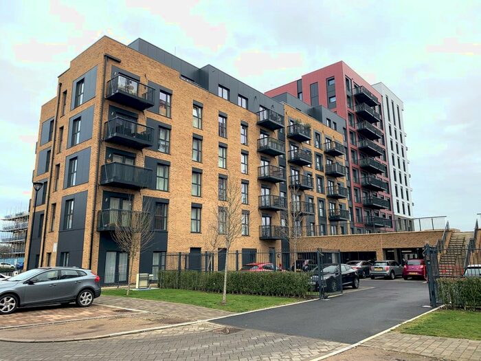 2 Bedroom Flat To Rent In Meridian Way, Southampton, SO14