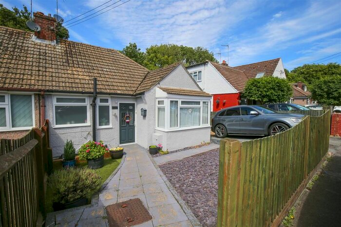 2 Bedroom Semi-Detached Bungalow For Sale In Hever Avenue, West Kingsdown, Sevenoaks, TN15