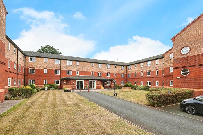 2 Bedroom Flat For Sale In St. Annes Way, Kingstanding, Birmingham, B44