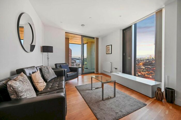 2 Bedroom Flat To Rent In River Mill, Lewisham, SE13