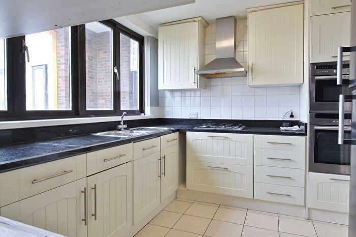 3 Bedroom Flat To Rent In Summerwood Road, Isleworth, TW7