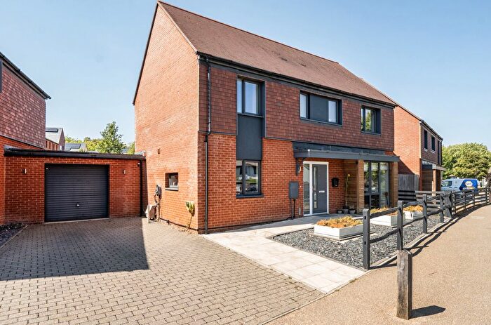4 Bedroom Detached House For Sale In Forester Walk, Bordon, Hampshire, GU35
