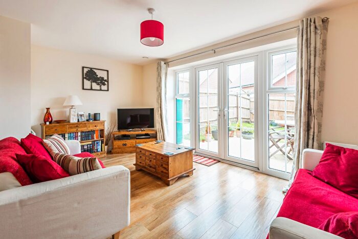 3 Bedroom Terraced House To Rent In Metcalfe Avenue, Carshalton, Surrey, SM5