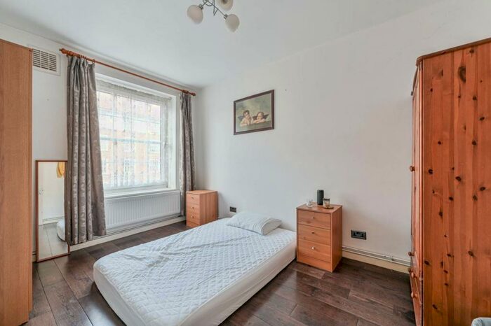 2 Bedroom Flat To Rent In Oval, Oval, London, SE11