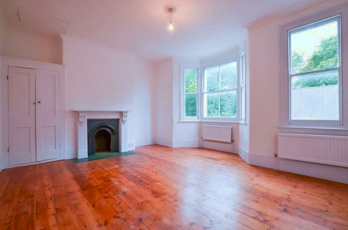 5 Bedroom Terraced House To Rent In Cadogan Terrace, Victoria Park, E9