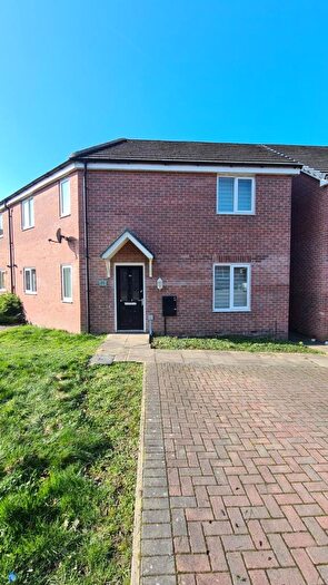 3 Bedroom Terraced House To Rent In Aspenwood Close, Bamber Bridge, Preston, PR5