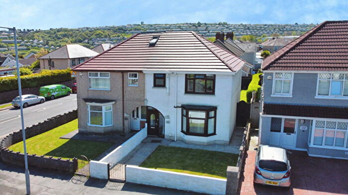 3 Bedroom Semi Detached House For Sale In Middle Road, Gendros, Swansea, SA5