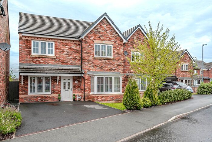 4 Bedroom Detached House For Sale In Mill Lane, Coppull, PR7