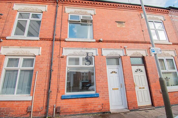 3 Bedroom Terraced House To Rent In Rydal Street, Leicester, LE2