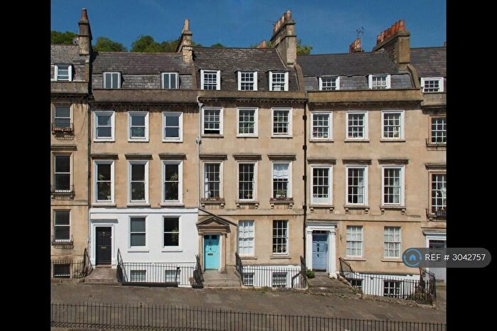 1 Bedroom Flat To Rent In Walcot Parade, Bath, BA1