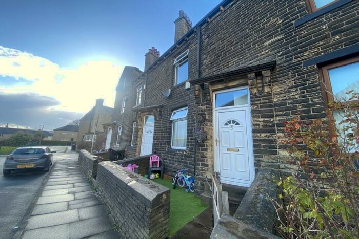 3 Bedroom Terraced House To Rent In Stradmore Road, Denholme, Bradford, BD13