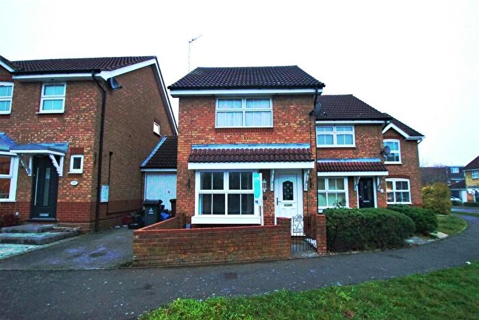 2 Bedroom House To Rent In Wetherby Close, Stevenage, SG1