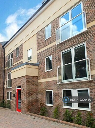 3 Bedroom Flat To Rent In Fieldings Lodge, Winchester, SO22