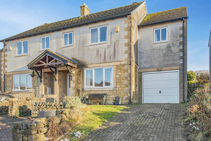 4 Bedroom Semi-Detached House For Sale In Springfield Gardens, Nether Kellet, LA6