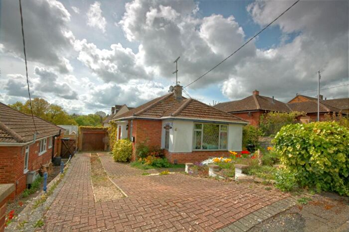 3 Bedroom Detached Bungalow For Sale In Acremead Road, Wheatley, OX33