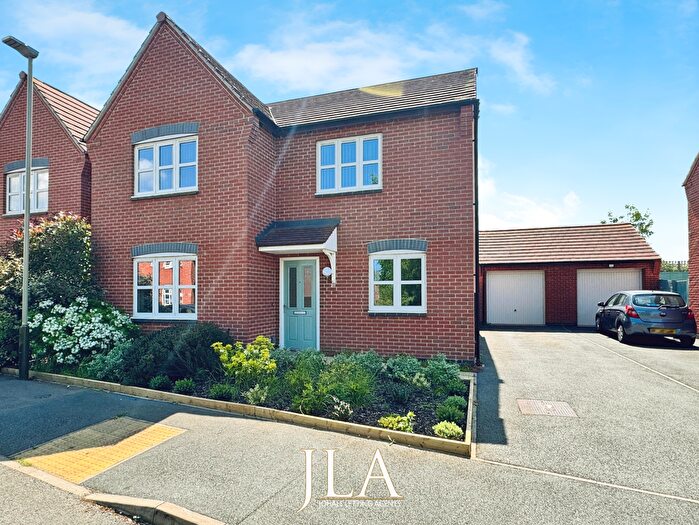 4 Bedroom Detached House To Rent In Raywell Road, Hamilton, Leicester, LE5