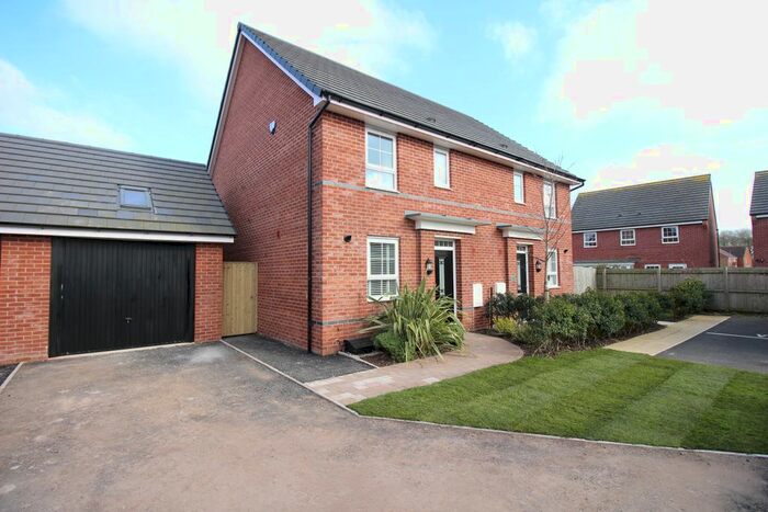 3 Bedroom Semi-Detached House To Rent In Ash Road, Thornton-Cleveleys, FY5