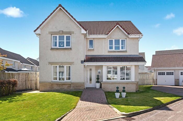 5 Bedroom Detached House For Sale In Campbell Christie Drive, Falkirk, FK2