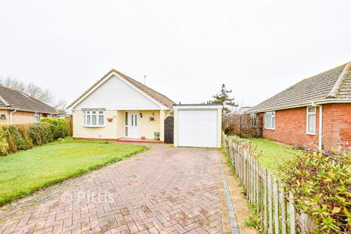 3 Bedroom Detached Bungalow For Sale In Yaverland Close, Sandown, Isle Of Wight, PO36