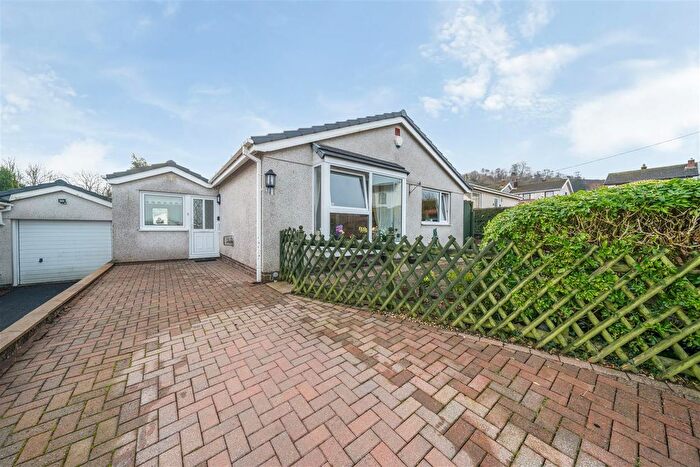 3 Bedroom Detached Bungalow For Sale In Golwg Y Mor, Penclawdd, Swansea, SA4