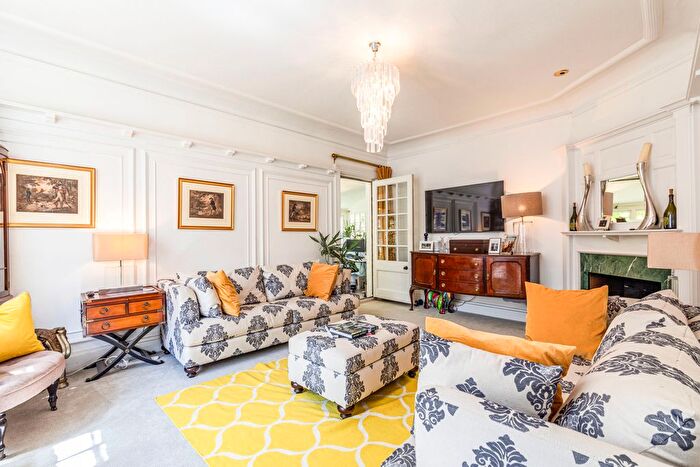 5 Bedroom Detached House For Sale In Woodham, Surrey, KT15
