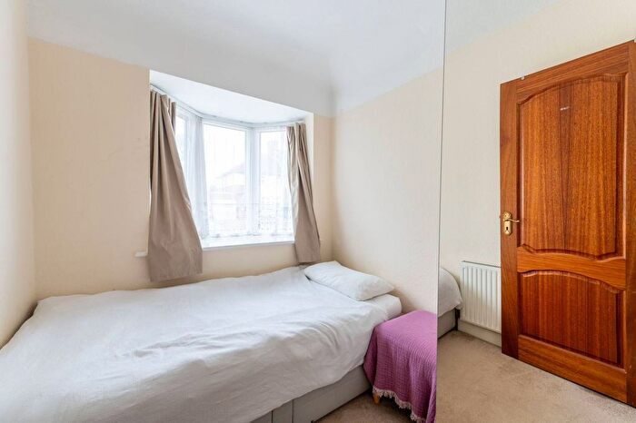 5 Bedroom Property For Sale In Beverley Gardens, Wembley, HA9