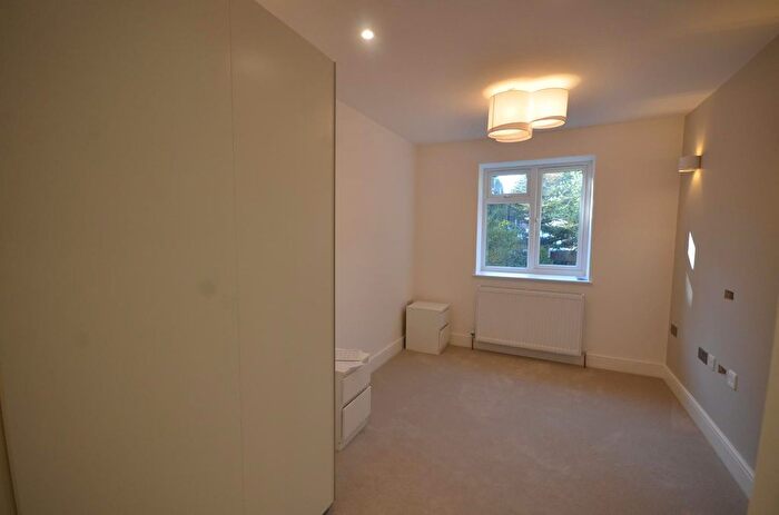 1 Bedroom Flat To Rent In Carlton Avenue East, Wembley, HA9