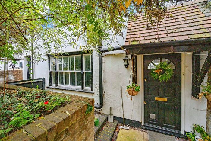 1 Bedroom Flat For Sale In High Street, Hemel Hempstead, HP1