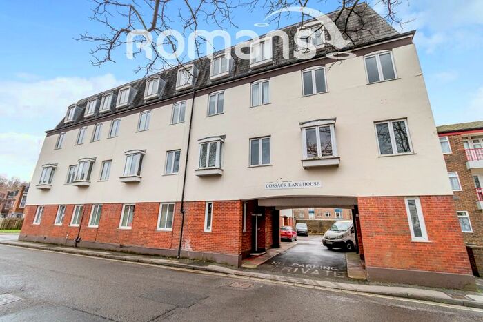 2 Bedroom Apartment To Rent In Lower Brook Street, Winchester, SO23