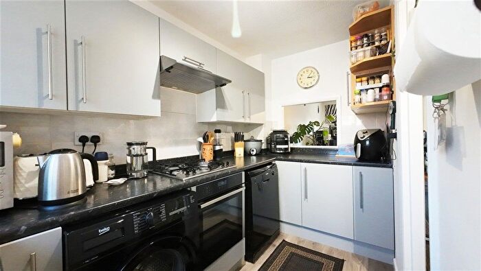 2 Bedroom Terraced House For Sale In Guinevere Road, Ifield West, Crawley, West Sussex, RH11