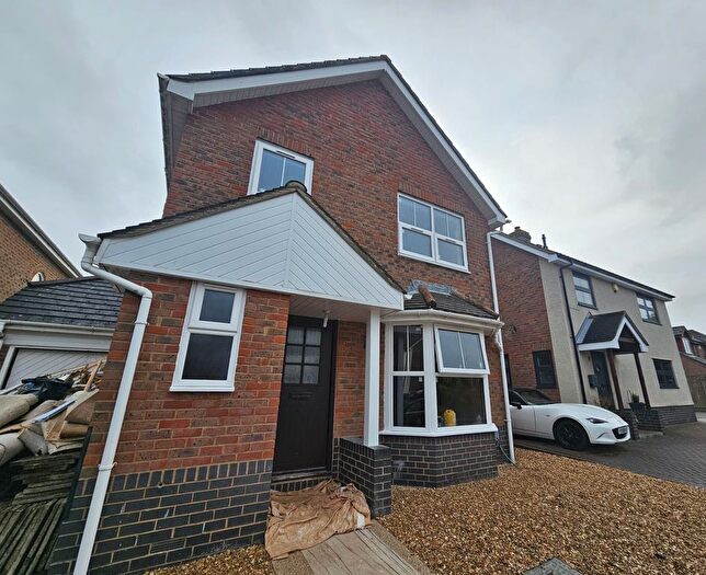 4 Bedroom Detached House To Rent In Mitre Close, Bedford, MK41