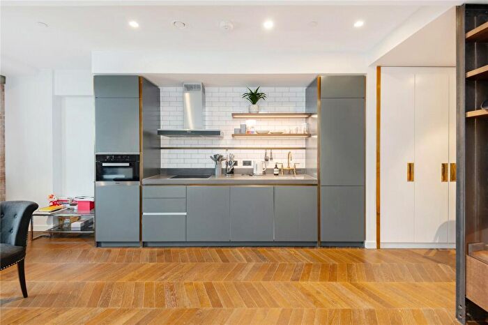1 Bedroom Apartment For Sale In Switch House East, Circus Road East, London, SW11