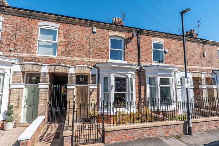 3 Bedroom Terraced House For Sale In Vyner Street, York, YO31