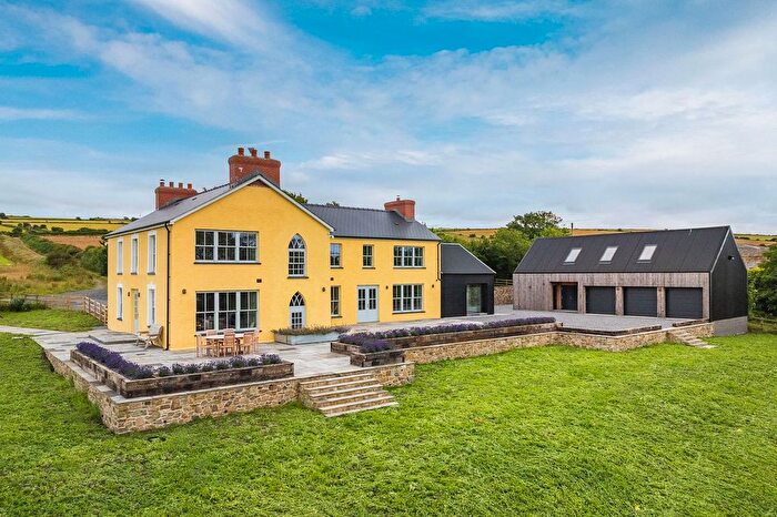 5 Bedroom Detached House For Sale In Moylegrove, SA43